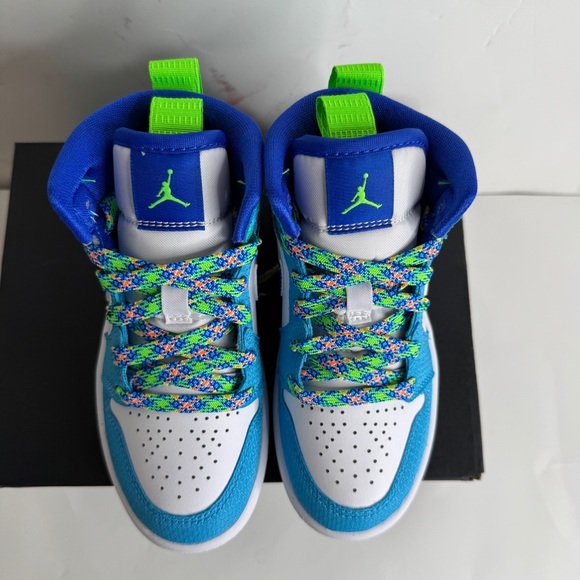 Nike Air Jordan 1 Mid SE PS 10.5C Sprite Powder Racer Blue Green DA8011-400 - Picture 5 of 8